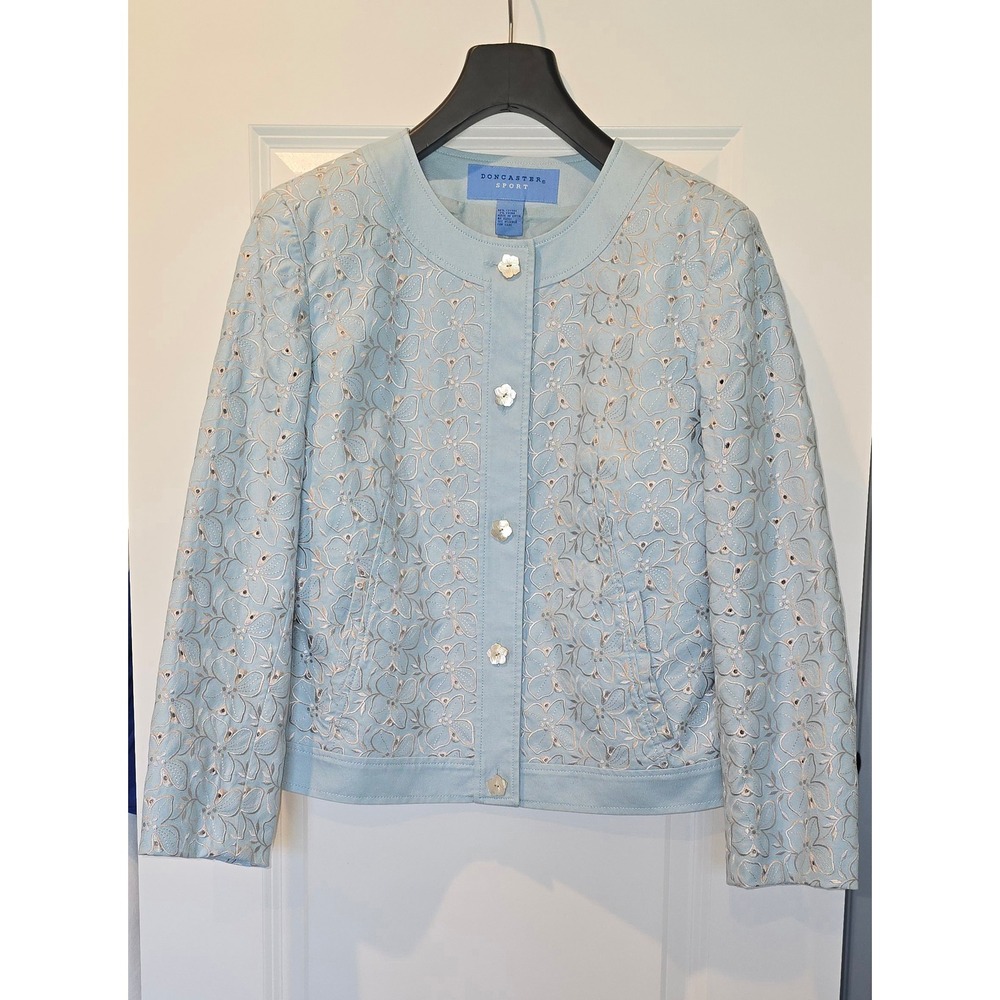 Doncaster Sport Womens Blue Floral Eyelet Embroidered Jacket Flower Buttons L